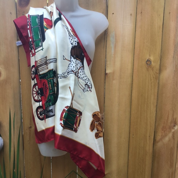 VTG Echo Christmas Ornament Print Festive & Gorgeous. 100% Silk - Picture 2 of 16